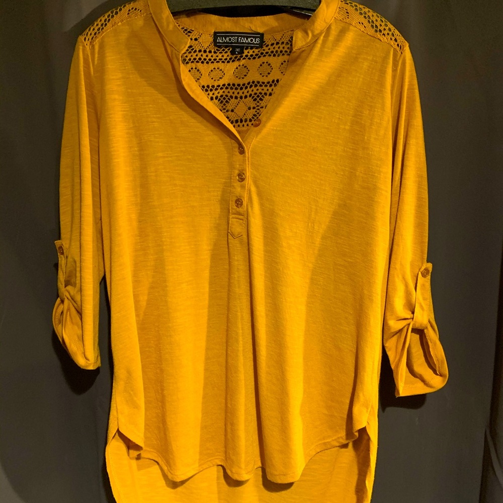 Almost Famous Size Large